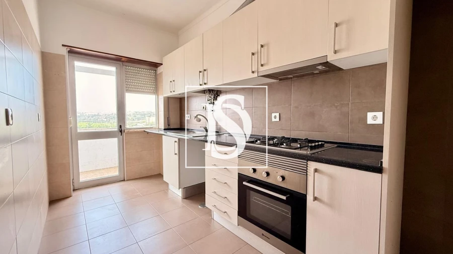 Apartamento T3 para Venda em Almada, Cova da Piedade, Pragal e Cacilhas