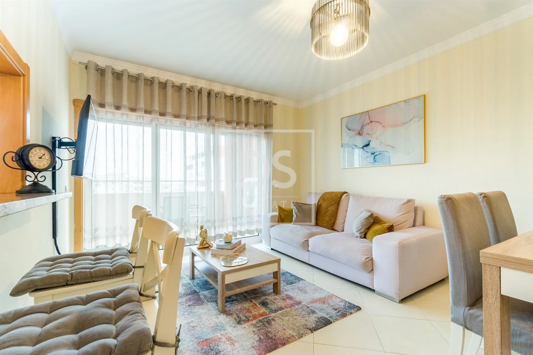 Apartamento T2 para Venda em Portimão Foto 3