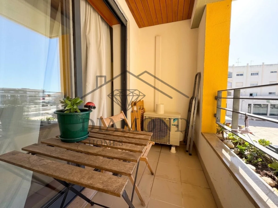 Apartamento T2 para Venda em Alpiarça Foto 16