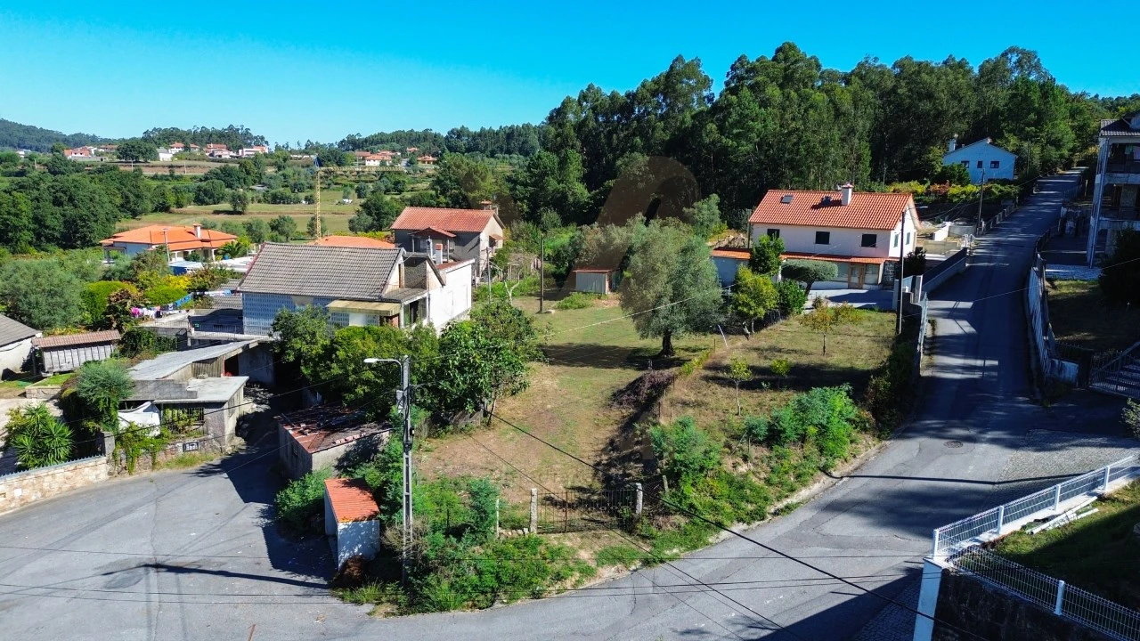 Terreno para Venda em Cabaços e Fojo Lobal Foto 1