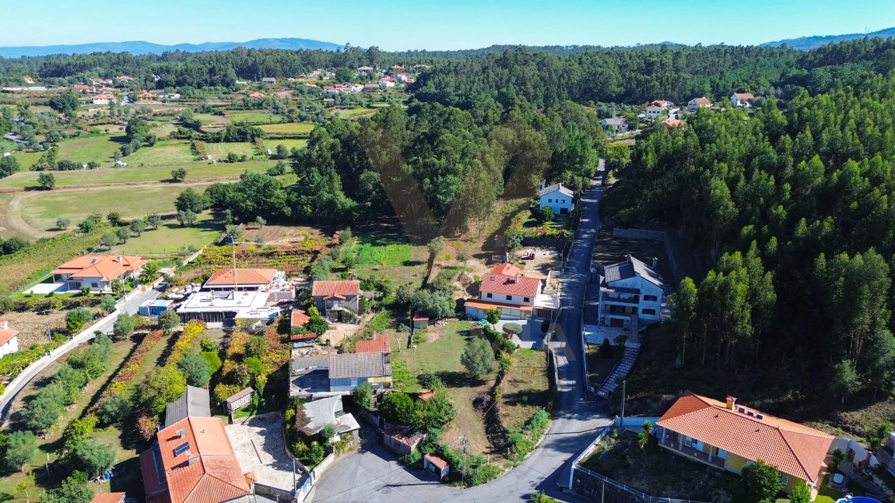 Terreno para Venda em Cabaços e Fojo Lobal Foto 2