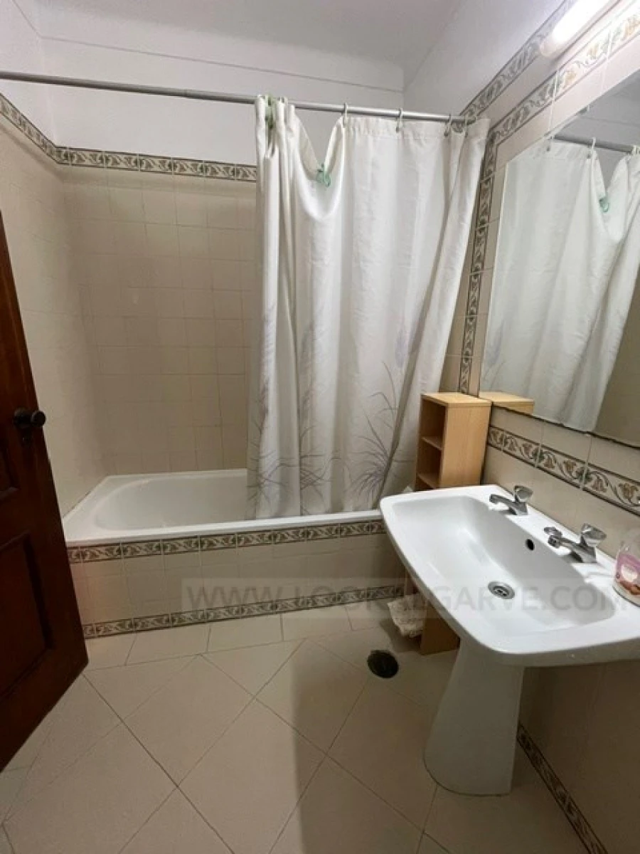 Apartamento T2 para Venda em Lagos (São Sebastião e Santa Maria) Foto 9