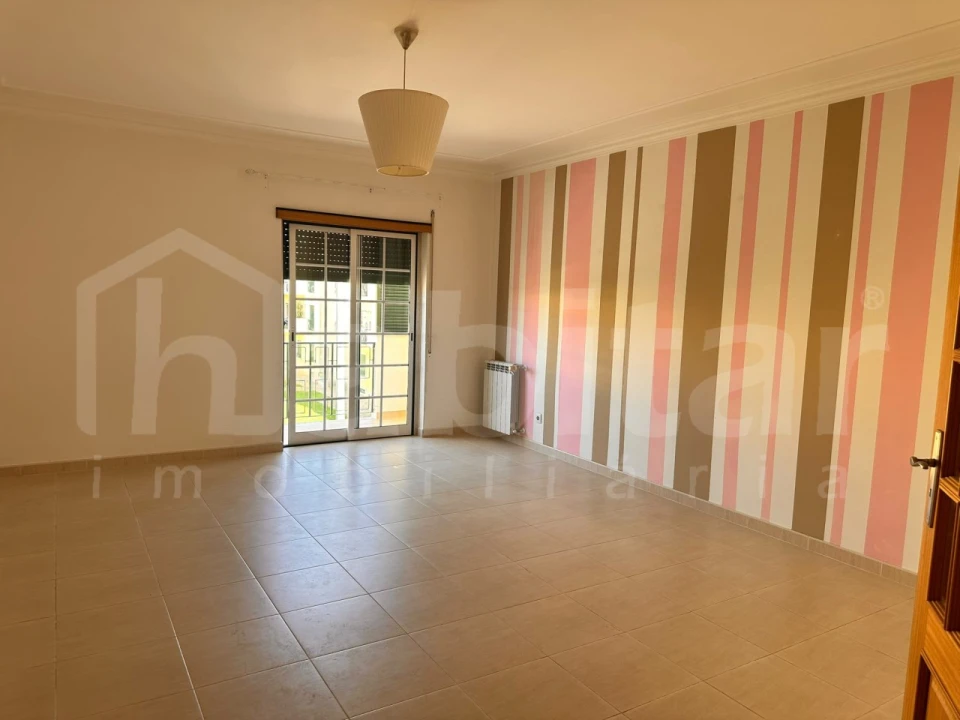 Apartamento T4 para Venda em Benavente Foto 7