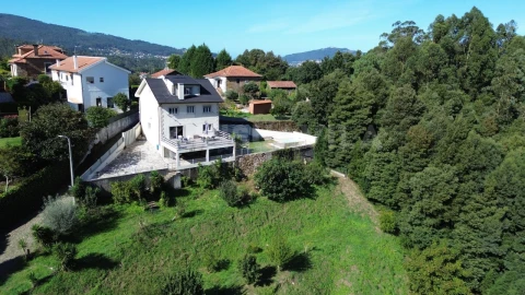 Moradia T4 para Venda em Argela