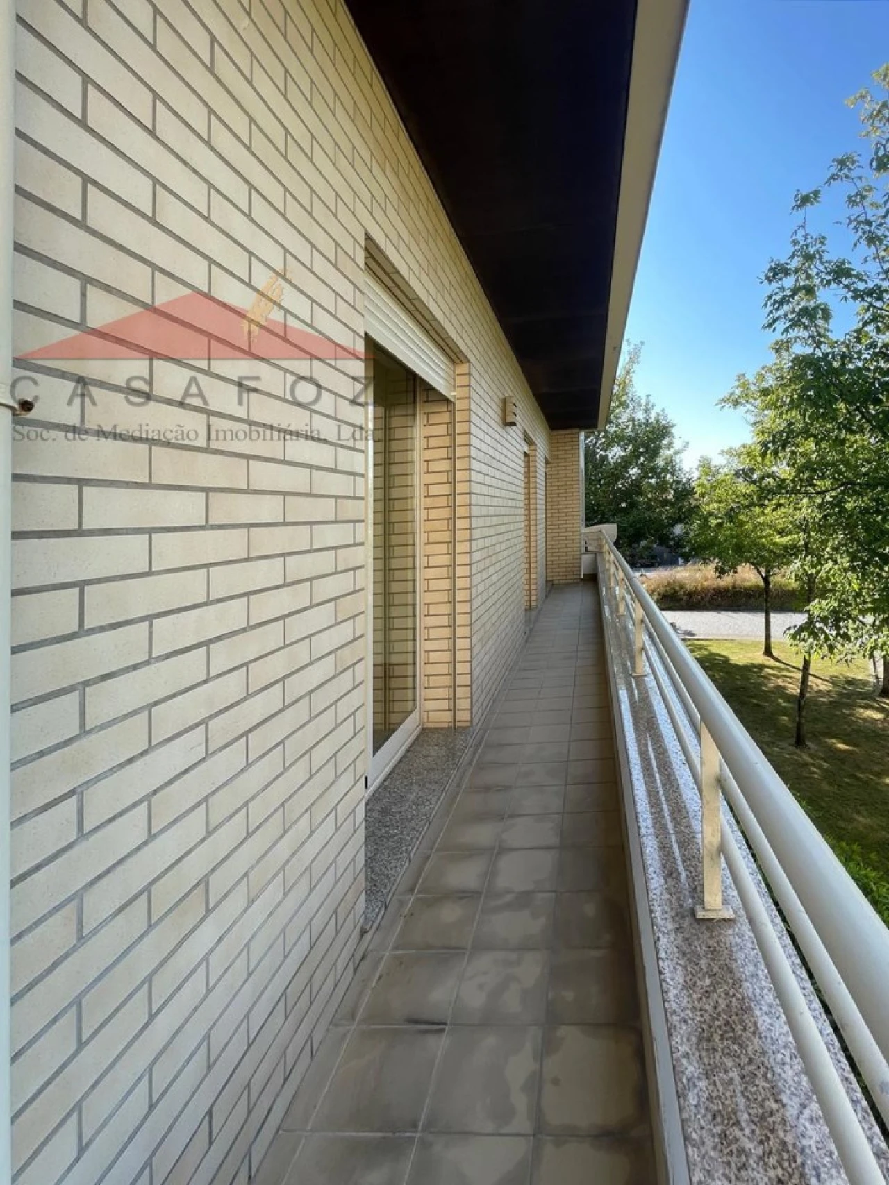 Apartamento T4 para Arrendamento em Ramalde Foto 34