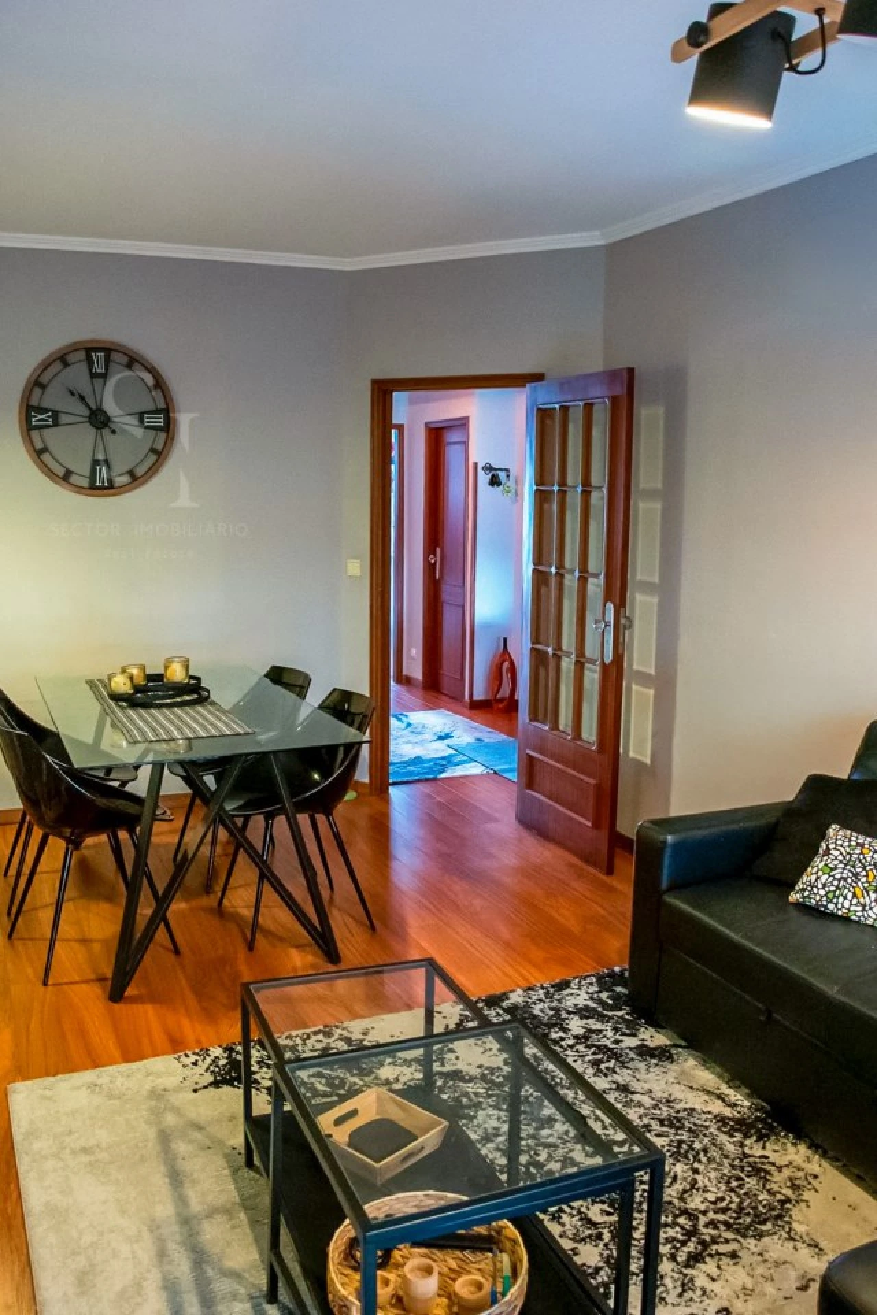 Apartamento T2 para Venda em Campanhã Foto 4