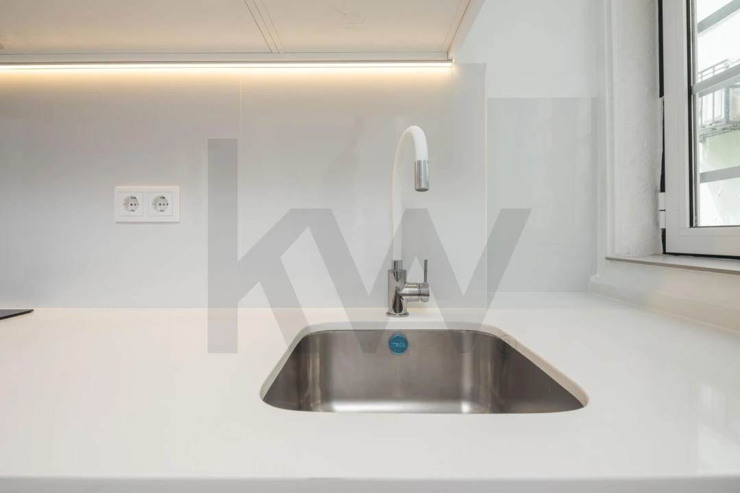 Apartamento T1 para Venda em Arroios Foto 3