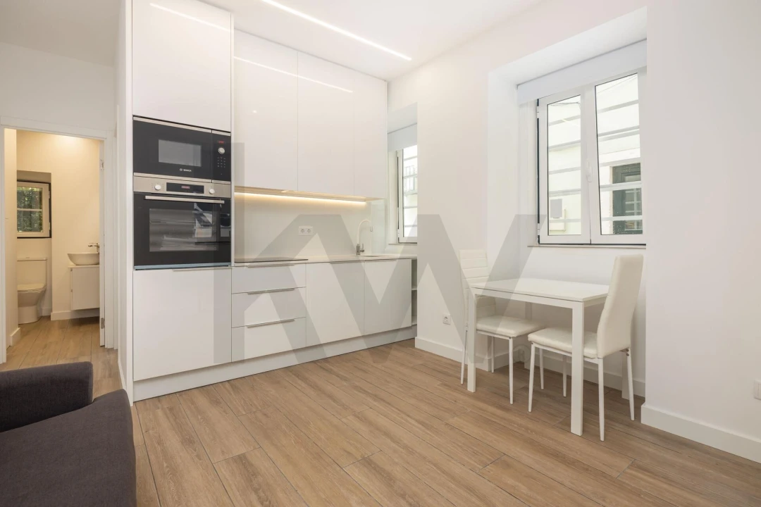 Apartamento T1 para Venda em Arroios Foto 1