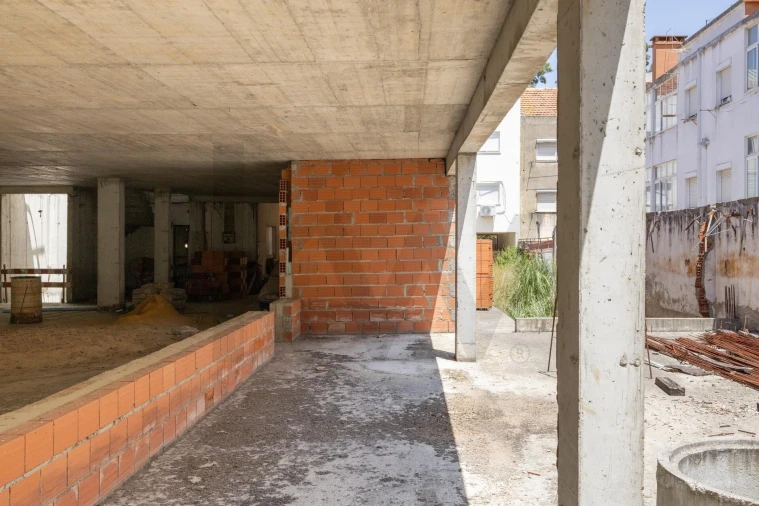 Armazém para Venda em Alverca do Ribatejo e Sobralinho Foto 8