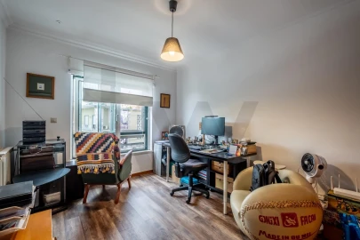 Apartamento T3 para Venda em Carnaxide e Queijas