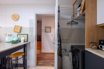 Apartamento T3 para Venda em Carnaxide e Queijas