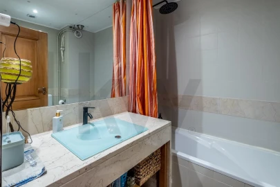 Apartamento T3 para Venda em Carnaxide e Queijas