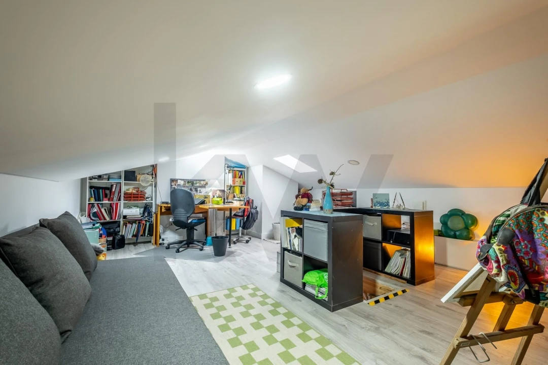 Apartamento T3 para Venda em Carnaxide e Queijas Foto 5