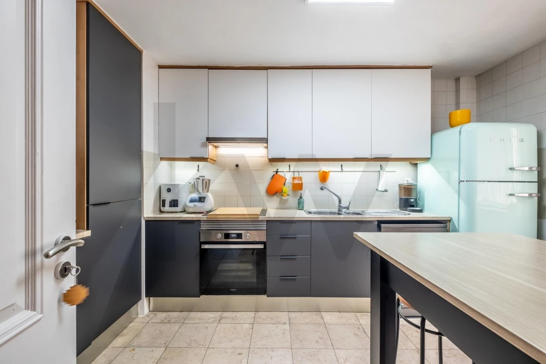 Apartamento T3 para Venda em Carnaxide e Queijas Foto 10