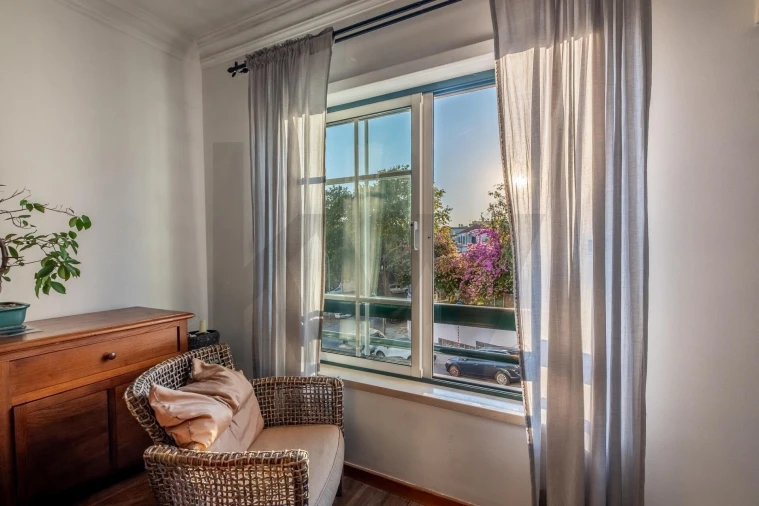 Apartamento T3 para Venda em Carnaxide e Queijas Foto 16