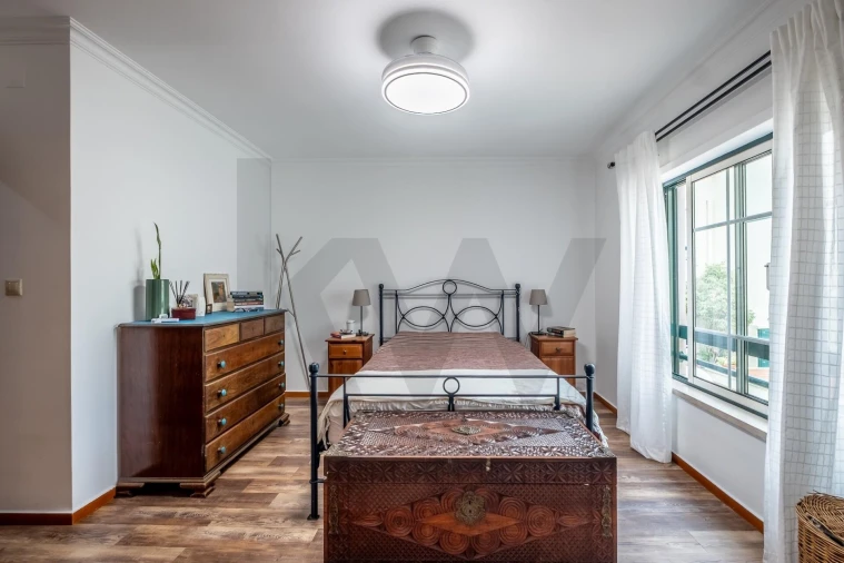 Apartamento T3 para Venda em Carnaxide e Queijas Foto 17