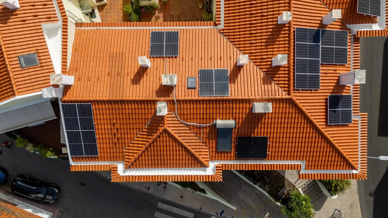 Apartamento T3 para Venda em Carnaxide e Queijas Foto 32