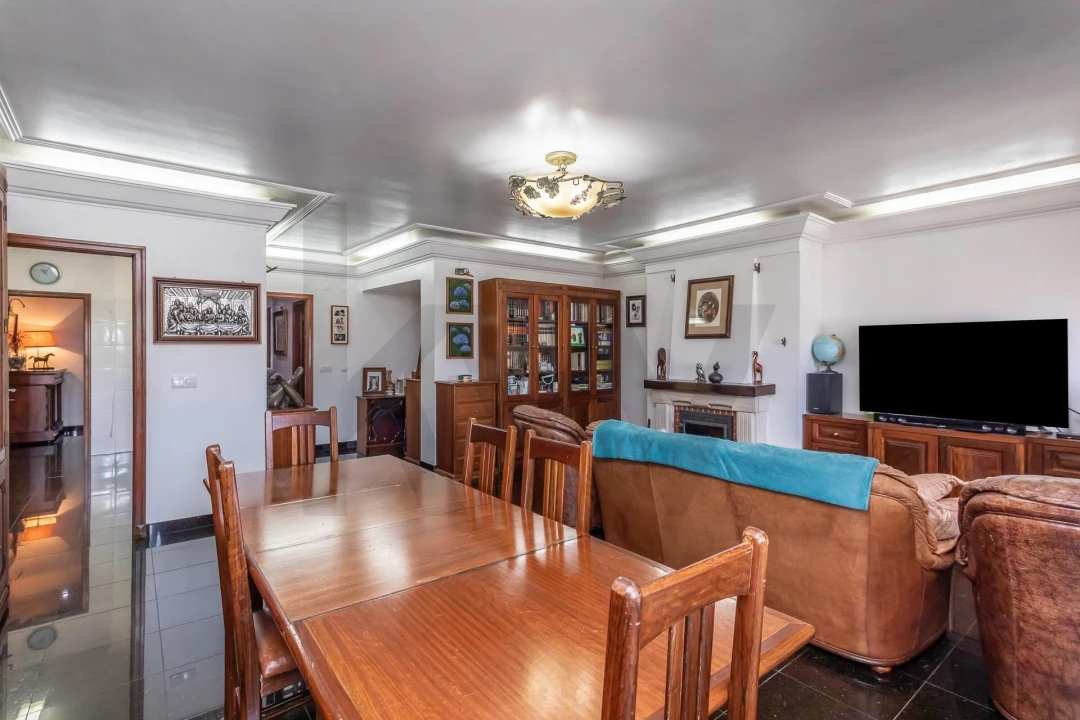 Apartamento T3 para Venda em Santa Clara Foto 2