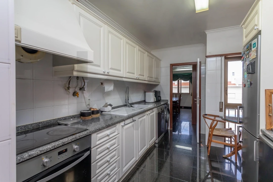 Apartamento T3 para Venda em Santa Clara Foto 4