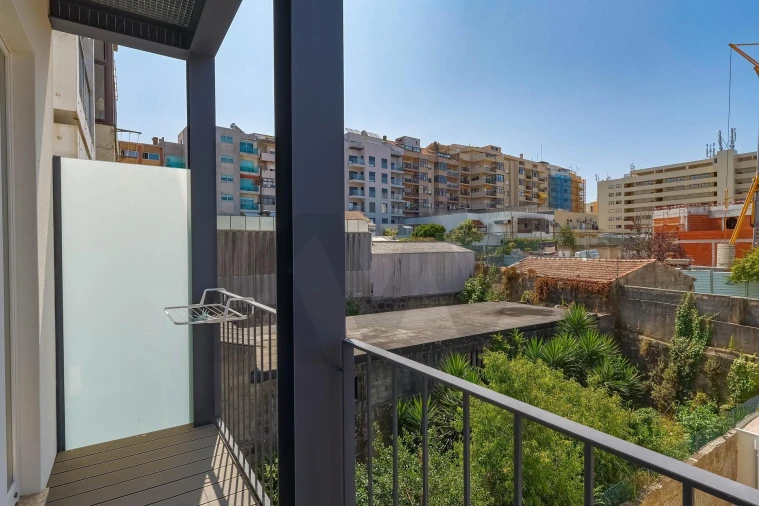 Apartamento T2 para Arrendamento em Cedofeita, Santo Ildefonso, Sé, Miragaia, São Nicolau e Vitória Foto 17
