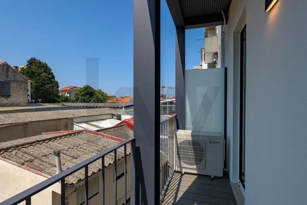 Apartamento T2 para Arrendamento em Cedofeita, Santo Ildefonso, Sé, Miragaia, São Nicolau e Vitória Foto 15