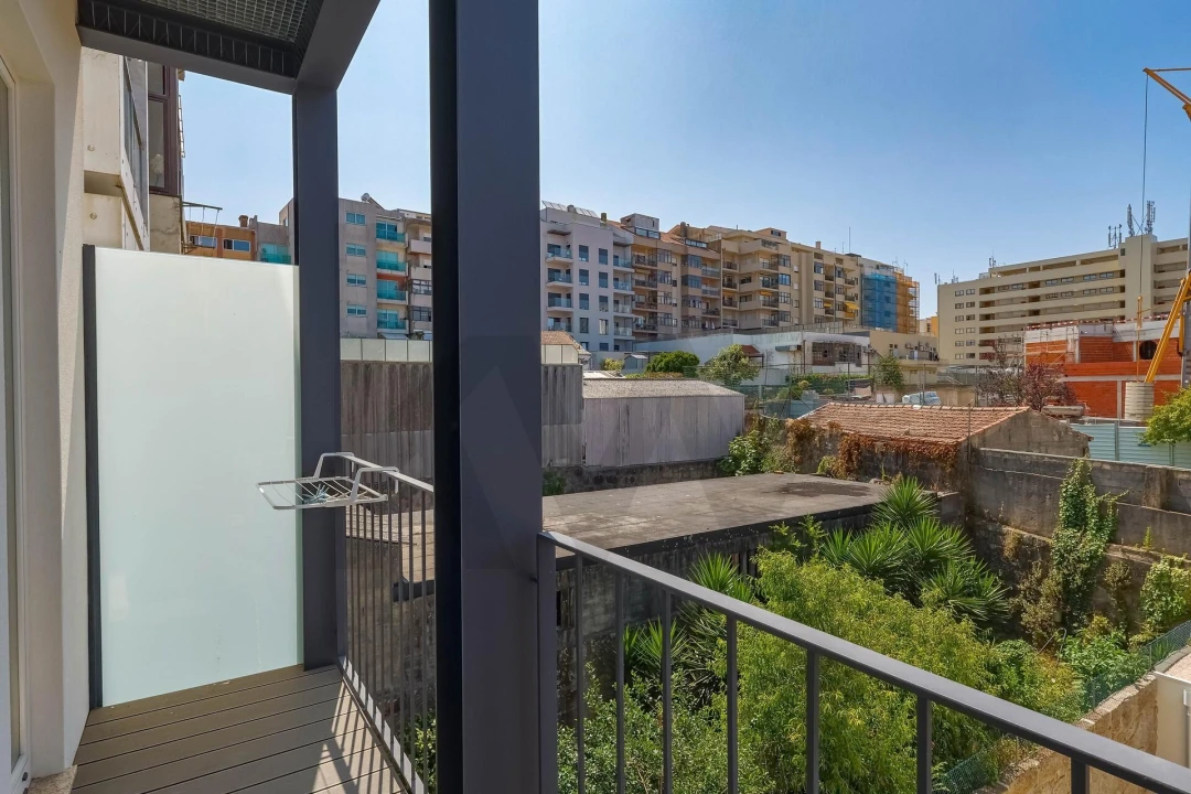 Apartamento T2 para Arrendamento em Cedofeita, Santo Ildefonso, Sé, Miragaia, São Nicolau e Vitória Foto 17