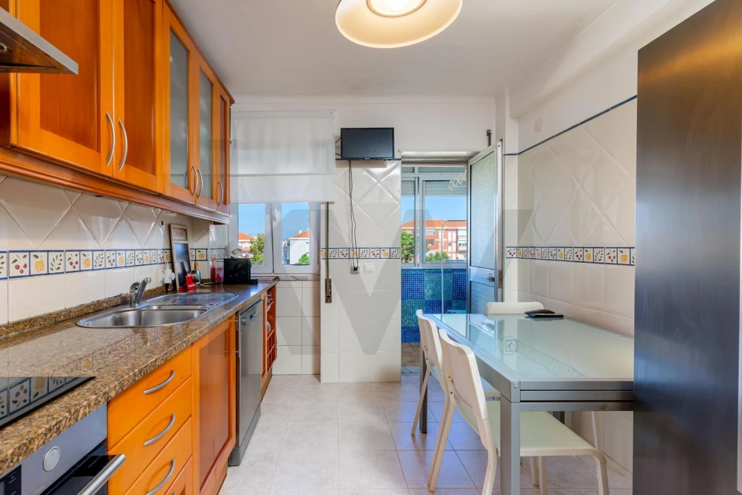 Apartamento T2 para Venda em Barreiro e Lavradio Foto 18