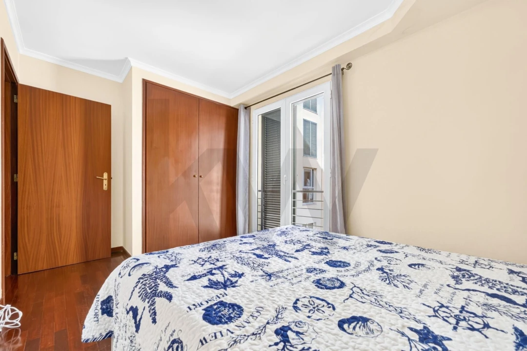 Apartamento T2 para Venda em Caniço Foto 7