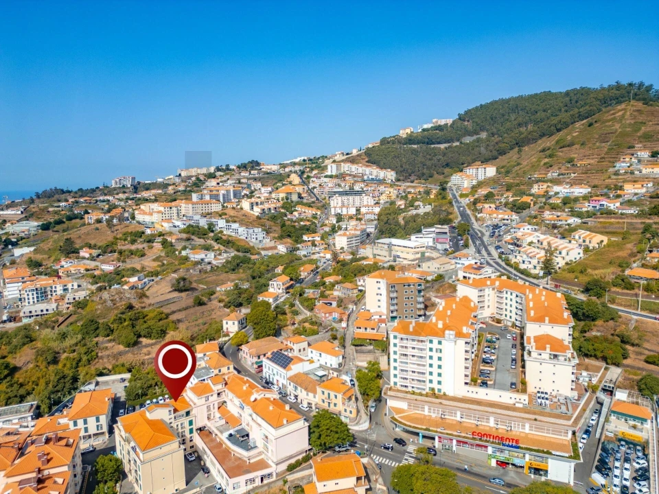 Apartamento T2 para Venda em Caniço Foto 33