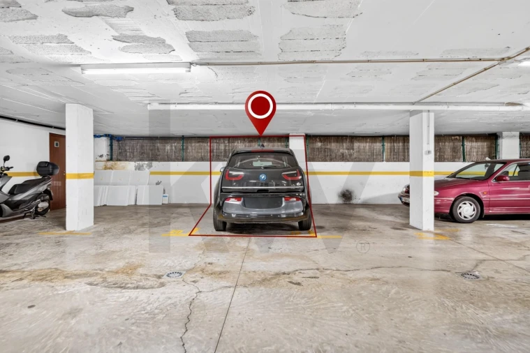 Apartamento T2 para Venda em Caniço Foto 17