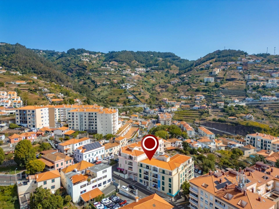 Apartamento T2 para Venda em Caniço Foto 32
