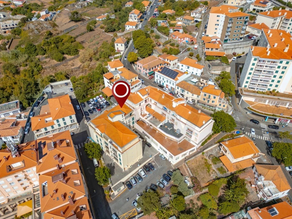 Apartamento T2 para Venda em Caniço Foto 29