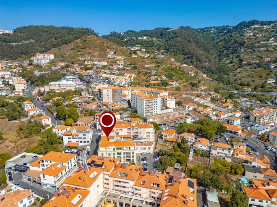 Apartamento T2 para Venda em Caniço Foto 31