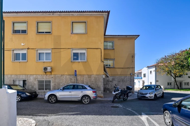 Apartamento T2 para Venda em Carcavelos e Parede Foto 20