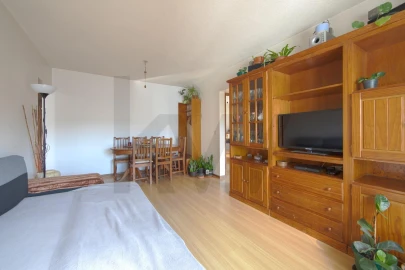 Apartamento T2 para Venda em Santo António dos Cavaleiros e Frielas
