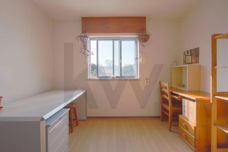 Apartamento T2 para Venda em Santo António dos Cavaleiros e Frielas Foto 29