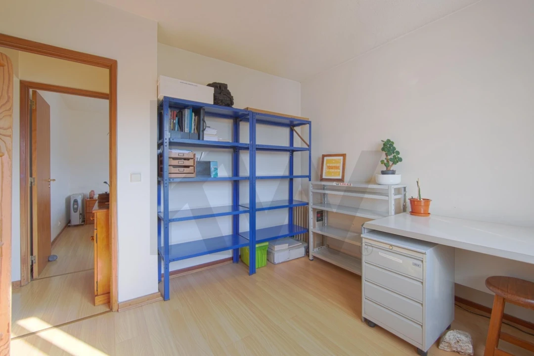 Apartamento T2 para Venda em Santo António dos Cavaleiros e Frielas Foto 30