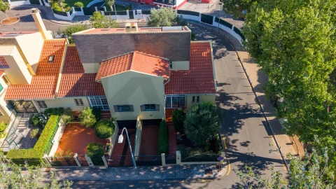 Moradia T4 para Venda em Oeiras e São Julião da Barra, Paço de Arcos e Caxias