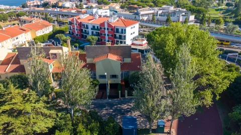 Moradia T4 para Venda em Oeiras e São Julião da Barra, Paço de Arcos e Caxias