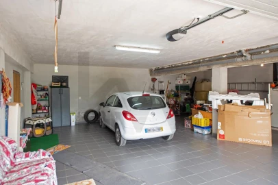 Moradia T6 para Venda em Vela