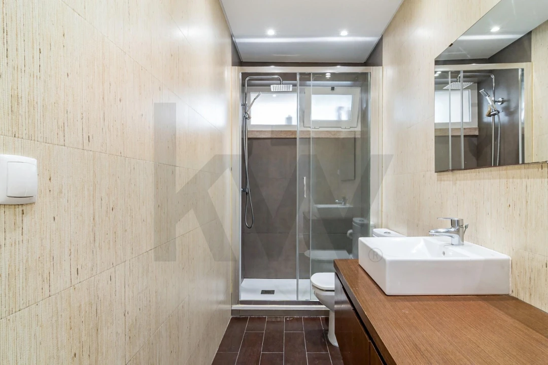 Apartamento T1 para Venda em São Domingos de Benfica Foto 17