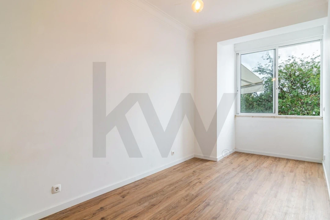 Apartamento T1 para Venda em São Domingos de Benfica Foto 11