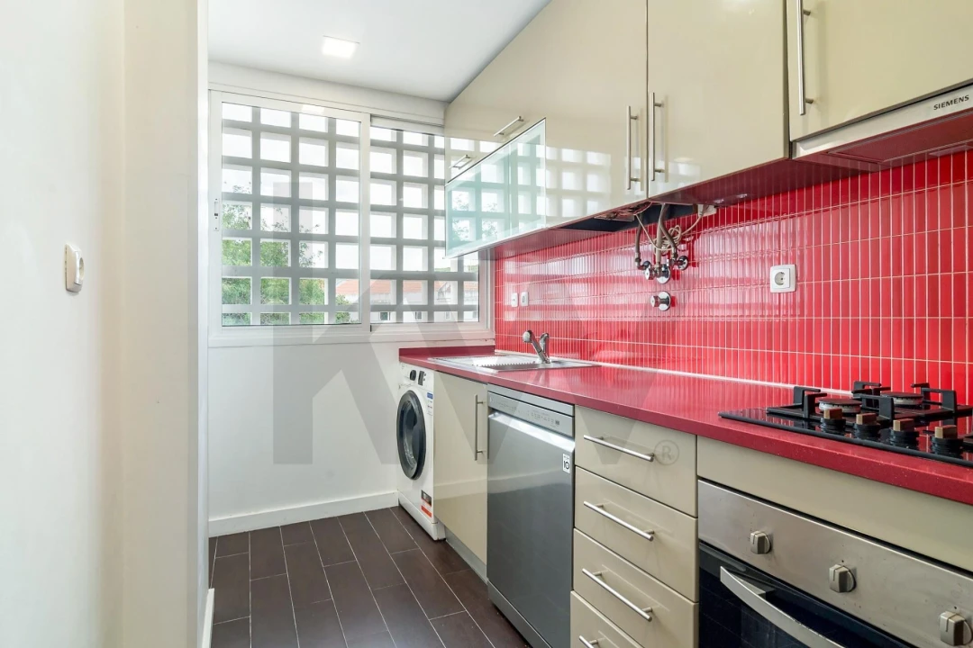 Apartamento T1 para Venda em São Domingos de Benfica Foto 6