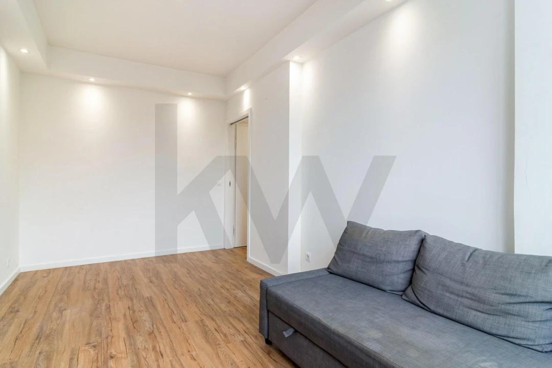 Apartamento T1 para Venda em São Domingos de Benfica Foto 2