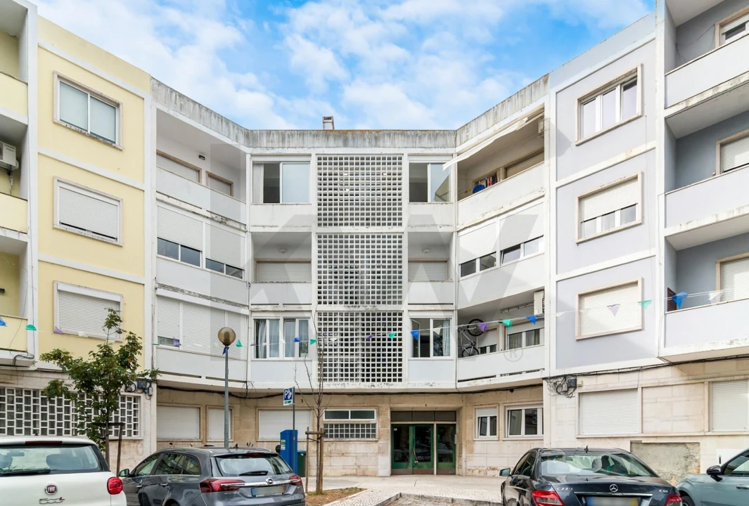 Apartamento T1 para Venda em São Domingos de Benfica Foto 20