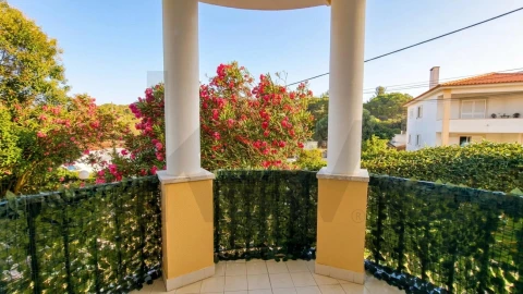 Apartamento T2 para Arrendamento em Alcabideche
