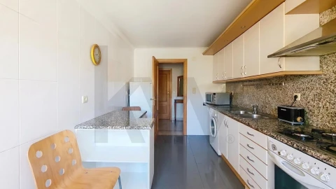 Apartamento T2 para Arrendamento em Alcabideche