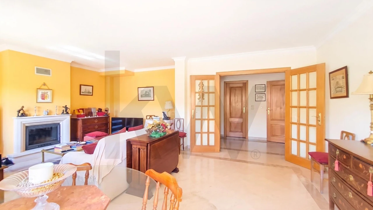 Apartamento T2 para Arrendamento em Alcabideche Foto 8