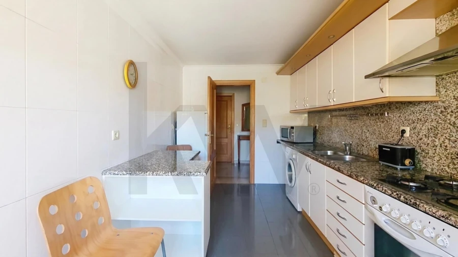 Apartamento T2 para Arrendamento em Alcabideche Foto 12