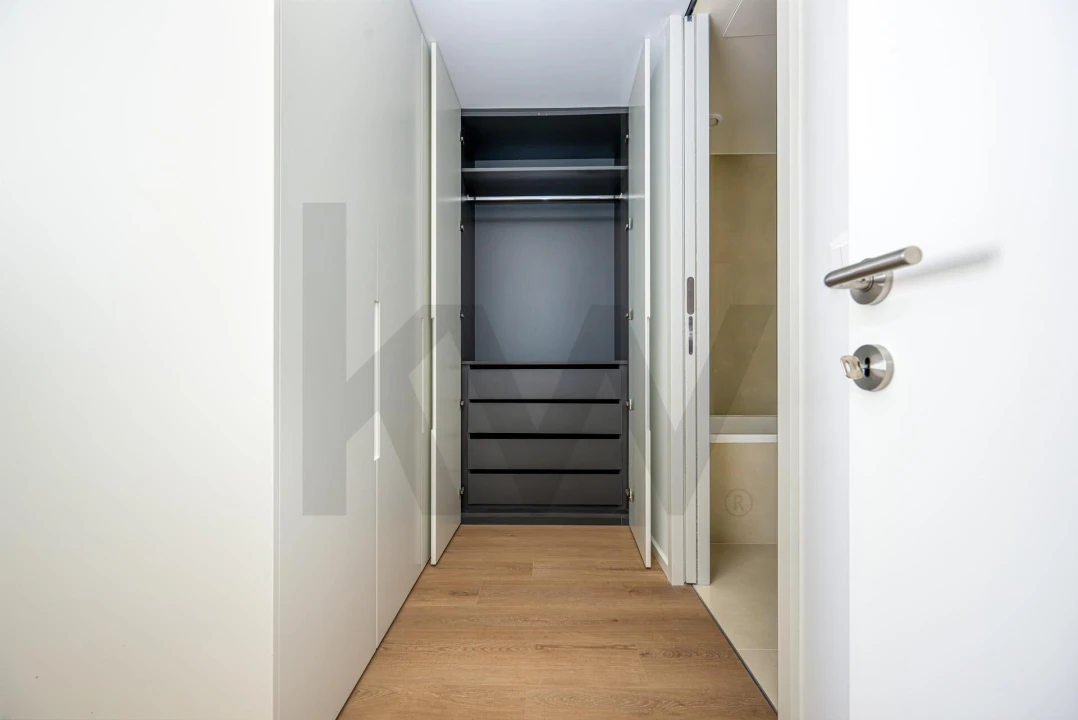 Apartamento T3 para Venda em Póvoa de Santa Iria e Forte da Casa Foto 23